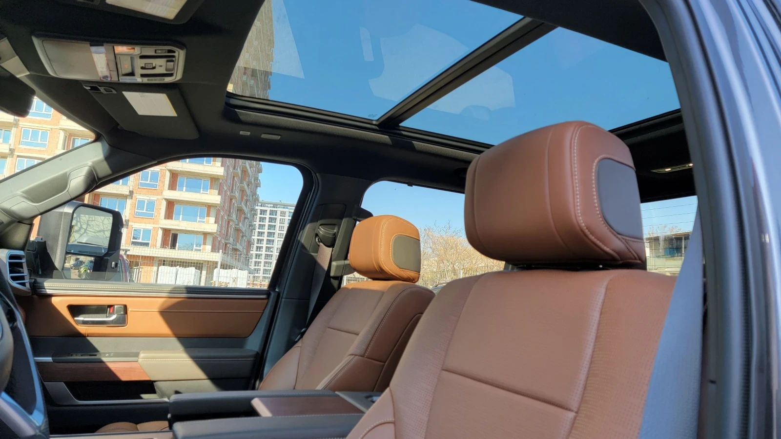 Toyota Tundra  - изображение 6