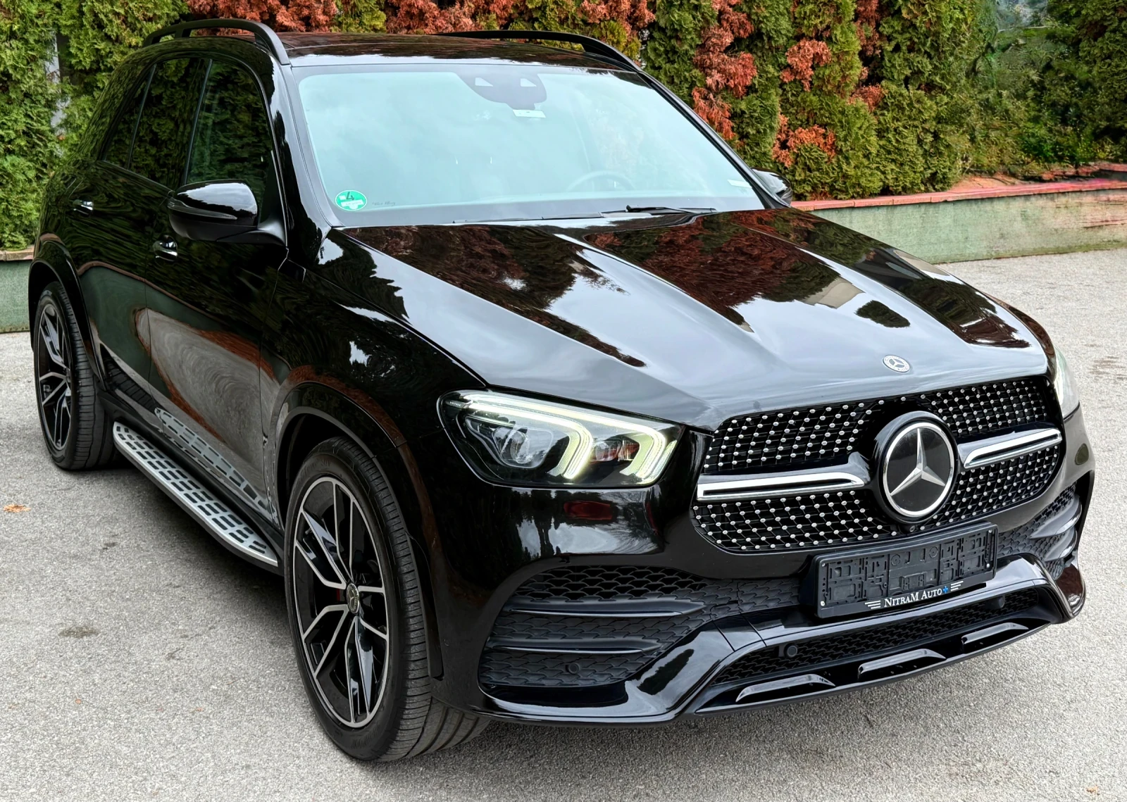 Mercedes-Benz GLE 400 d AMG/Distronic/Burmaster3D/Panorama/22 , снимка 3 - Автомобили и джипове - 53905030