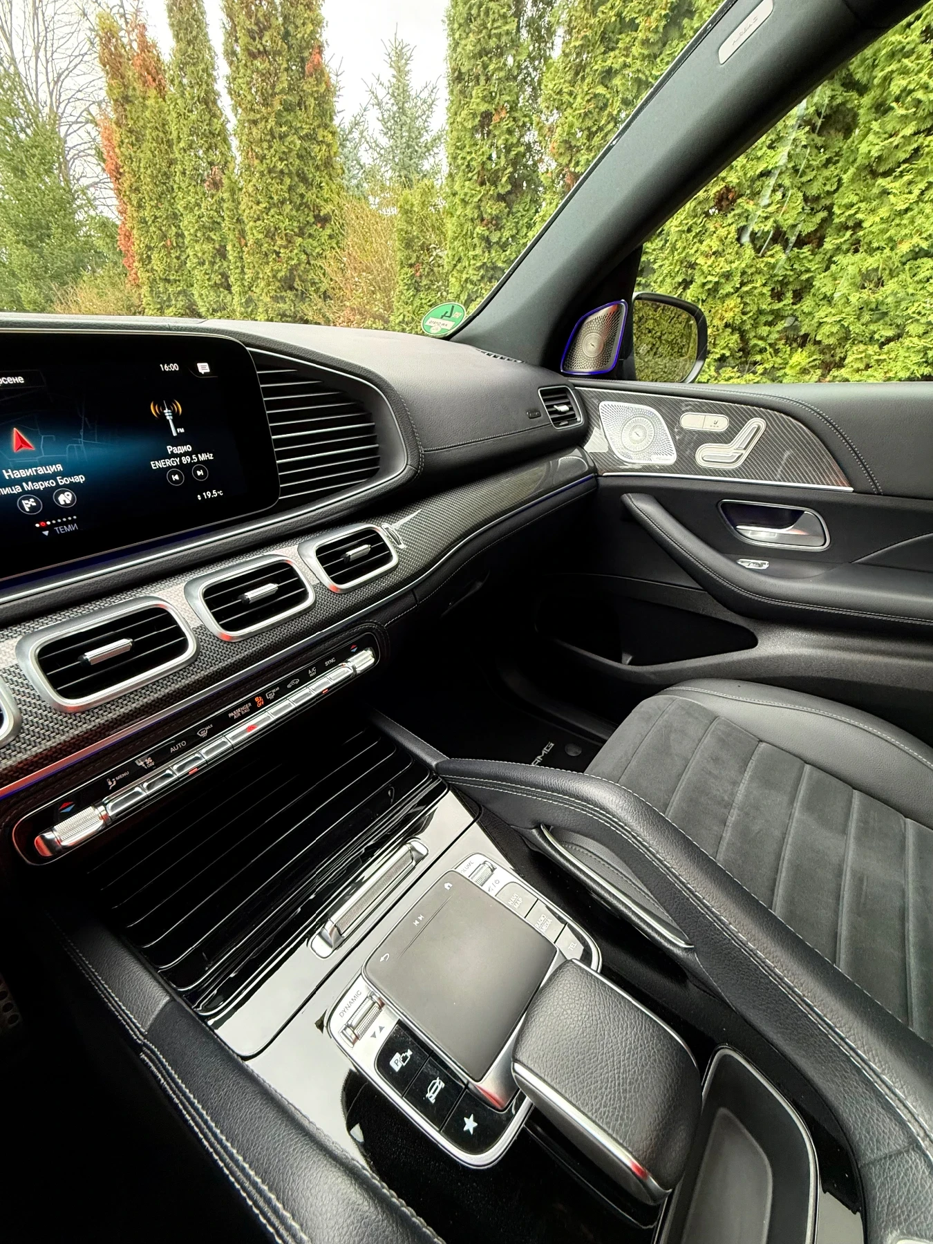 Mercedes-Benz GLE 400 d AMG/Distronic/Burmaster3D/Panorama/22 , снимка 10 - Автомобили и джипове - 53905030