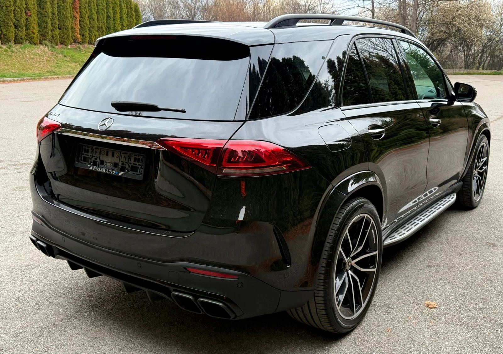 Mercedes-Benz GLE 400 d AMG/Distronic/Burmaster3D/Panorama/22 , снимка 16 - Автомобили и джипове - 53905030