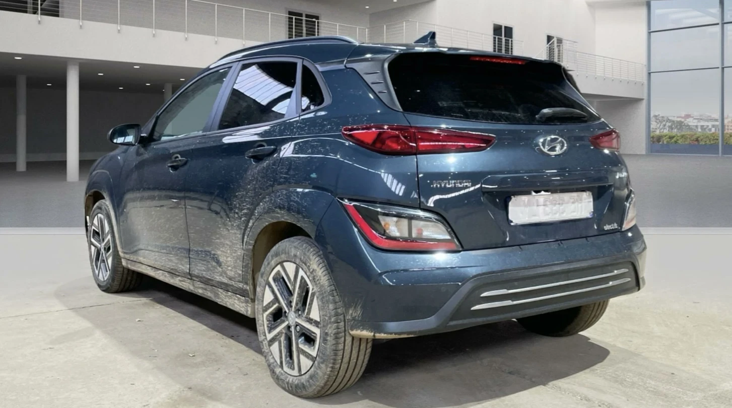 Hyundai Kona 39 kWh Intuitive, снимка 3 - Автомобили и джипове - 54229852