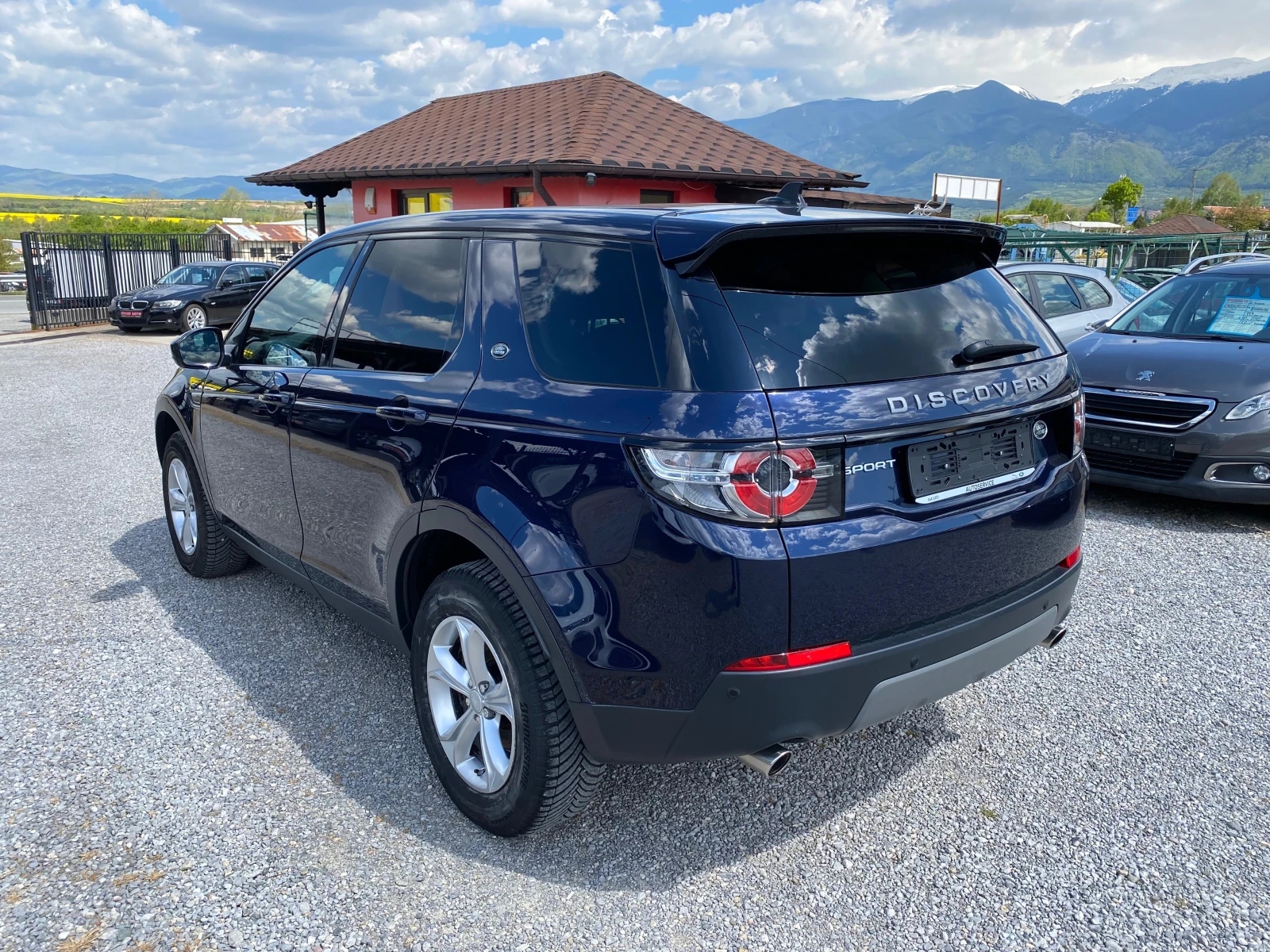Land Rover Discovery Sport 2.0D/4x4/6+ 1/, снимка 7 - Автомобили и джипове - 54476517