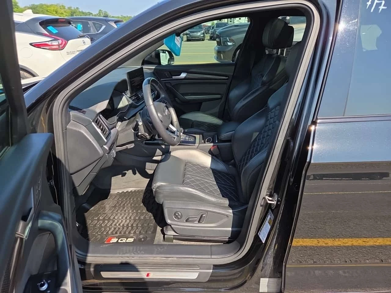 Audi SQ5 * PROGRESSIV * CARFAX * ОПЦИЯ ЗА ФИНАНСИРАНЕ, снимка 5 - Автомобили и джипове - 55193341