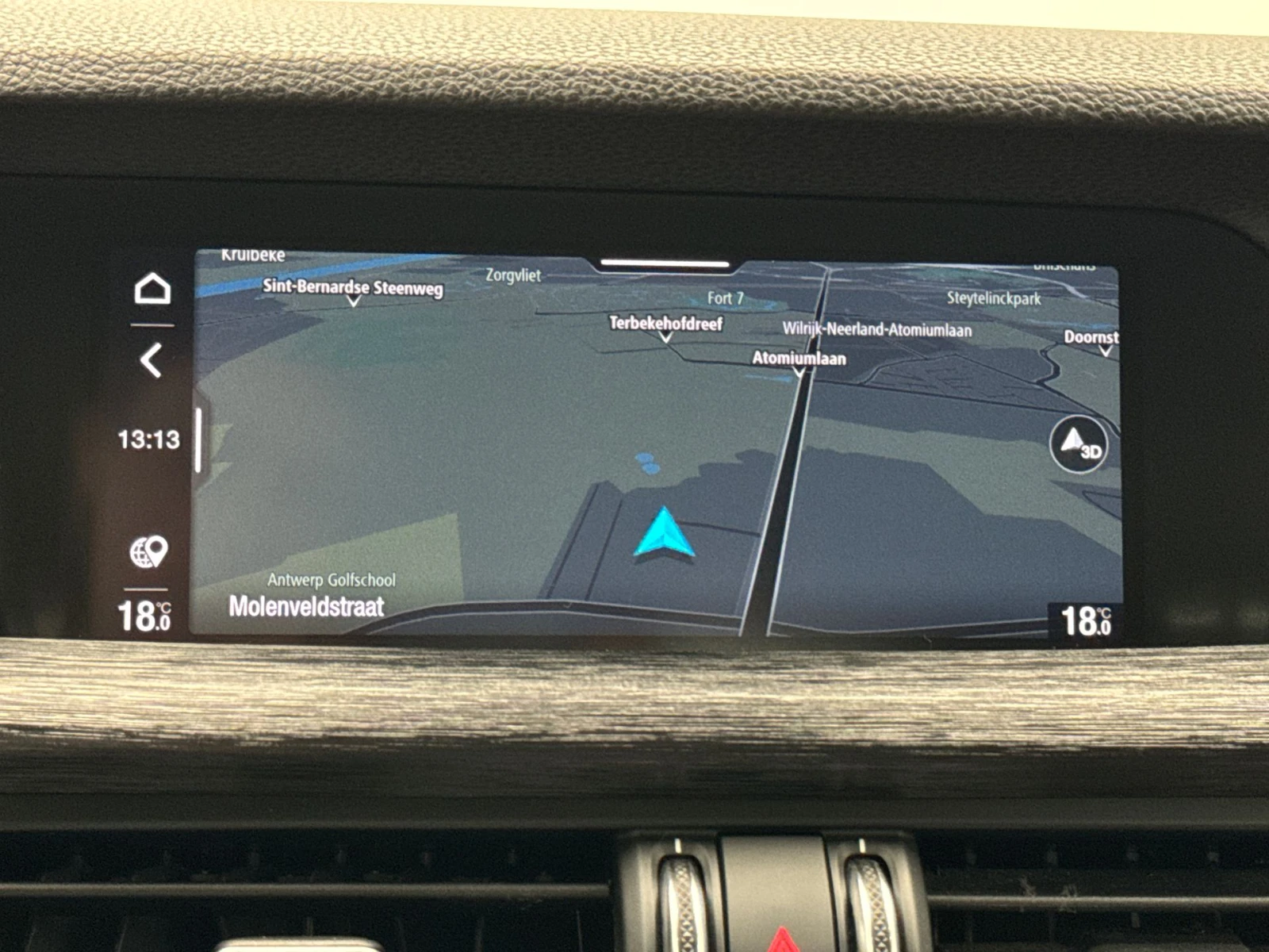 Alfa Romeo Stelvio 2.2 Super Дизел Автомат, снимка 11 - Автомобили и джипове - 55266086