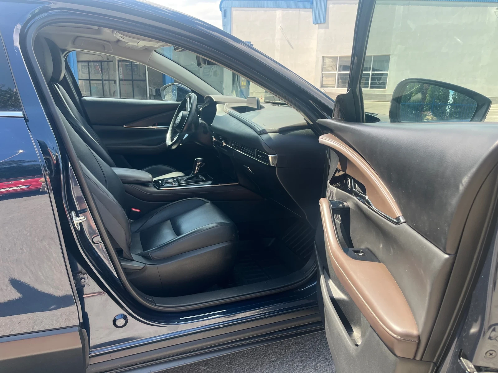 Mazda CX-30 Skyactiv -G 2.5i AWD, снимка 9 - Автомобили и джипове - 56115677