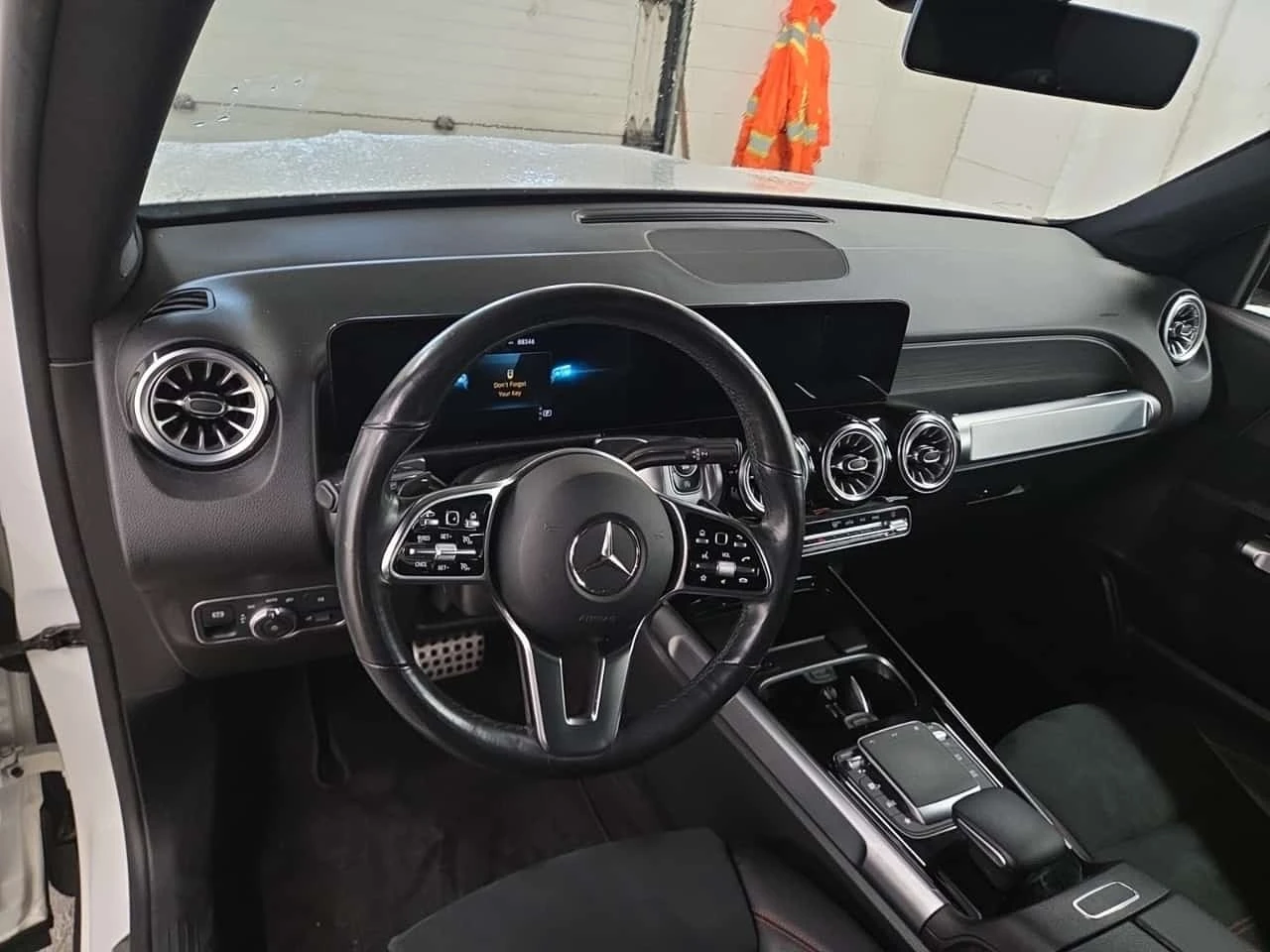 Mercedes-Benz GLB 250  CARFAX / 360 ������ / 2 ����� / ���� �� �������� | Mobile.bg � ����������� 10