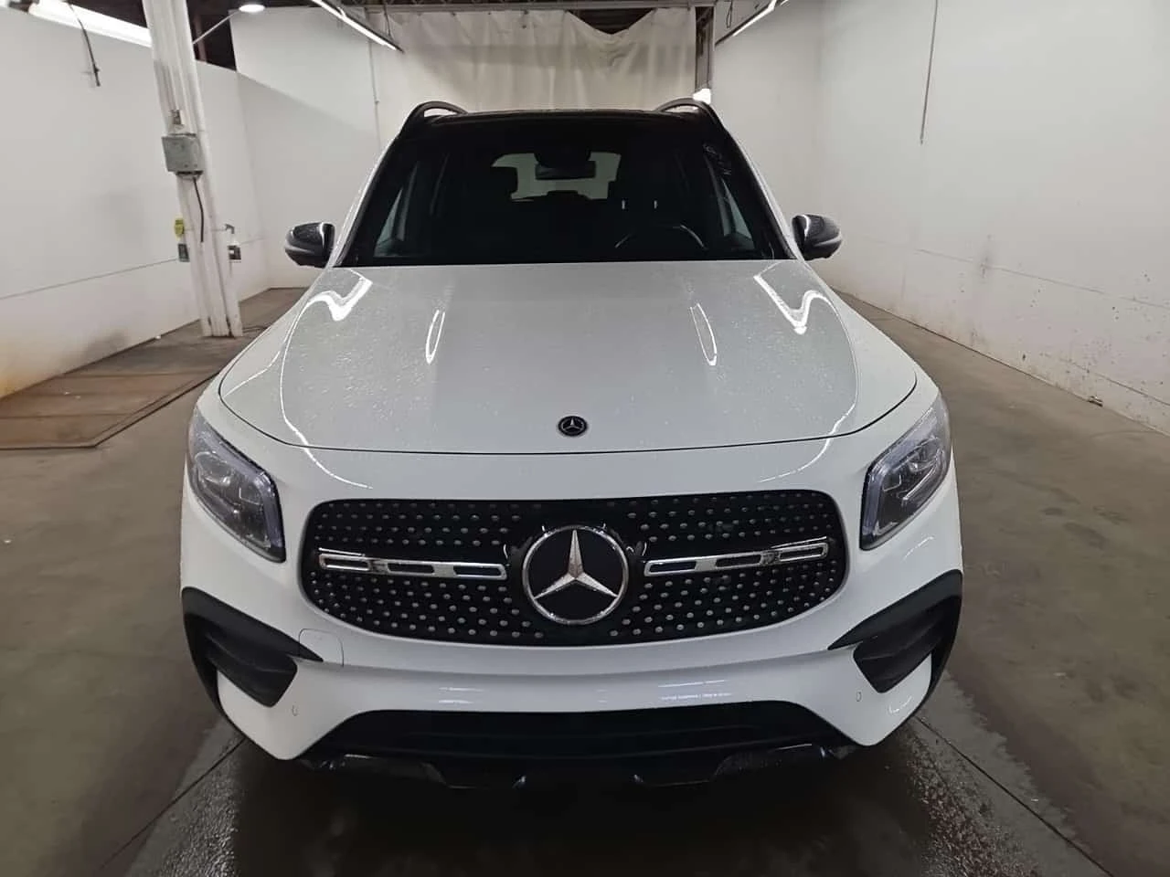 Mercedes-Benz GLB 250  CARFAX / 360 ������ / 2 ����� / ���� �� �������� | Mobile.bg � ����������� 17