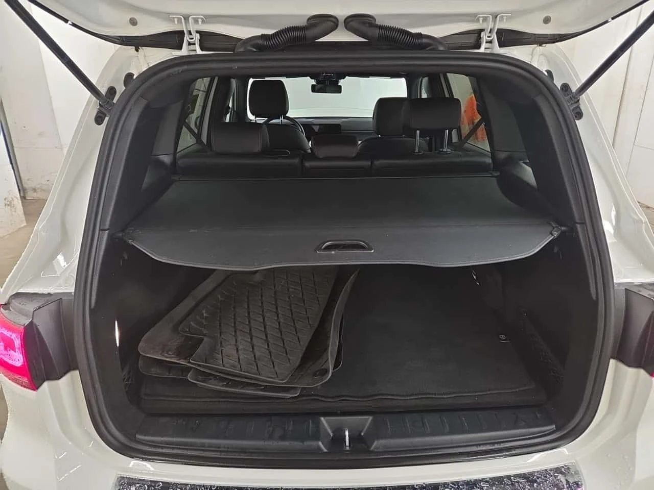 Mercedes-Benz GLB 250  CARFAX / 360 ������ / 2 ����� / ���� �� �������� | Mobile.bg � ����������� 13