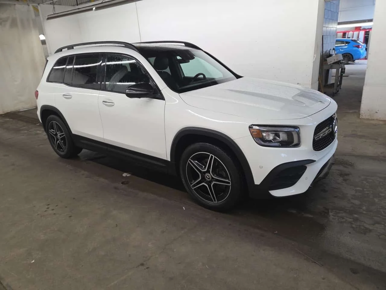 Mercedes-Benz GLB 250  CARFAX / 360 ������ / 2 ����� / ���� �� �������� | Mobile.bg � ����������� 2