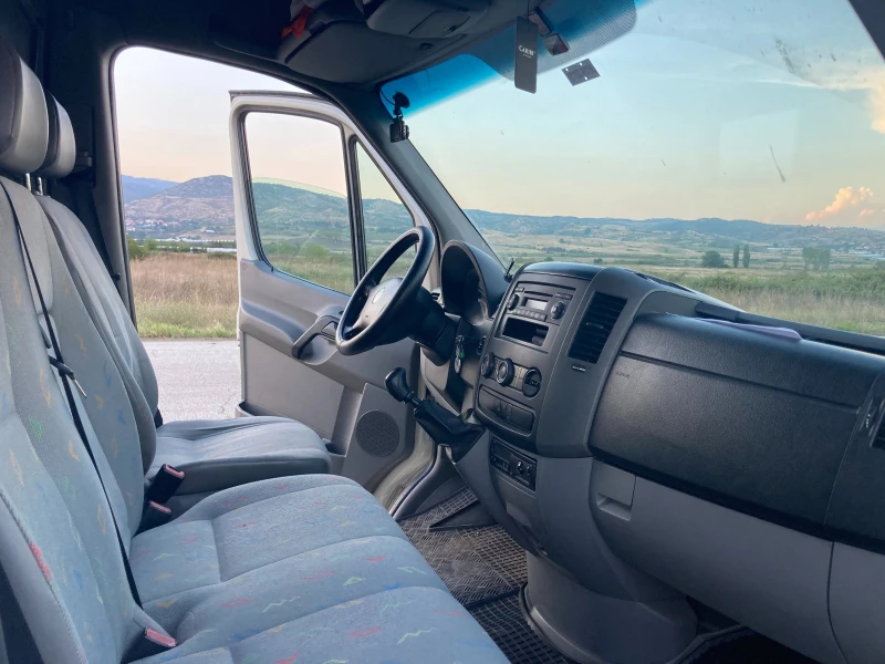 VW Crafter TDI, снимка 9 - Бусове и автобуси - 47169477