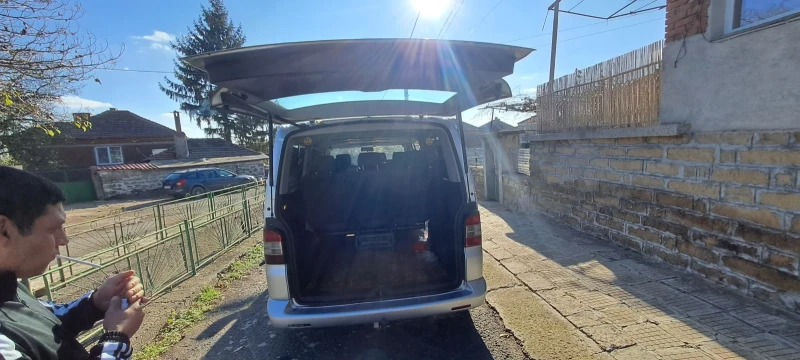 VW Caravelle, снимка 8 - Бусове и автобуси - 49208438