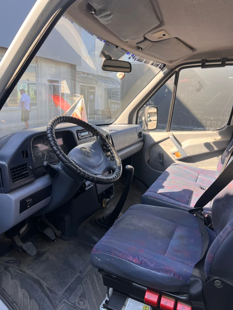 Mercedes-Benz Sprinter 412 Фургон-Дълга база Ц категория, снимка 7 - Бусове и автобуси - 51505268