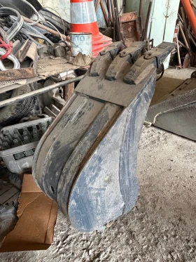 Багер Cat 303, снимка 12