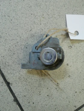 Патрон врата преден ляв Мазда 5