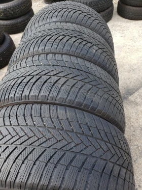 Гуми Зимни 255/50R19, снимка 3
