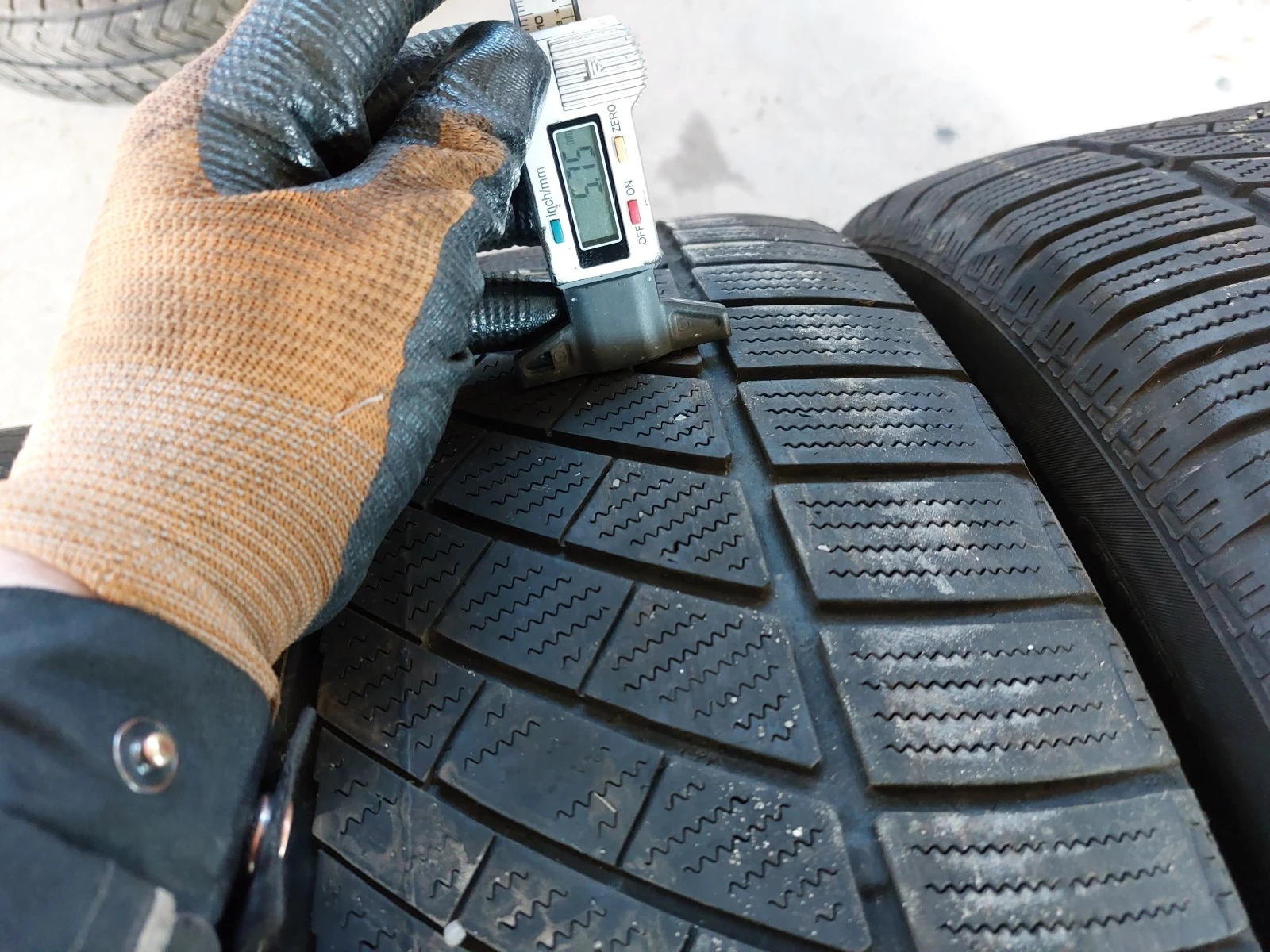  305/40R20 | Mobile.bg   4