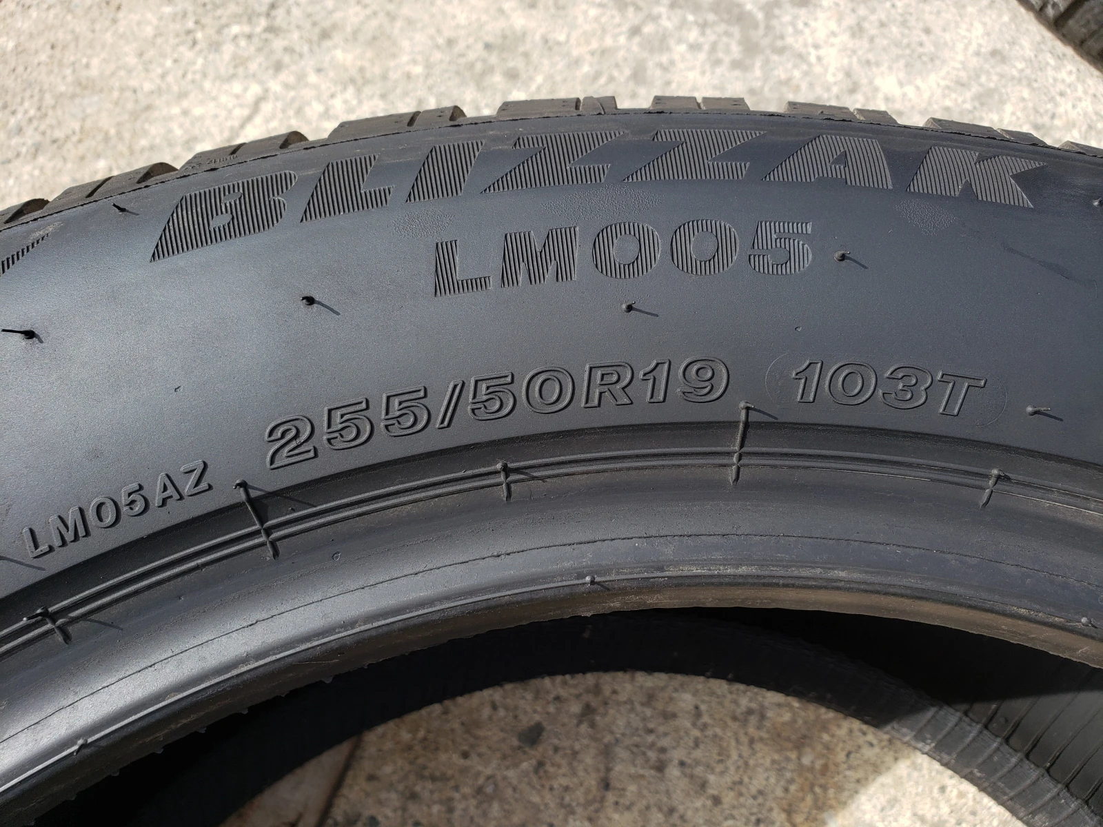 Гуми Зимни 255/50R19, снимка 5 - Гуми и джанти - 56180750