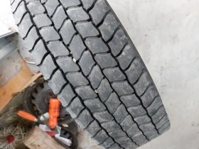 Гуми Всесезонни 215/75R17.5, снимка 1 - Гуми и джанти - 44400111