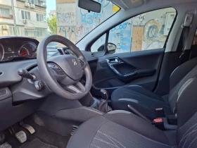 Peugeot 208, снимка 9