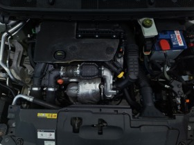 Peugeot 308 1.6hdi 100ps. NAVI, снимка 16