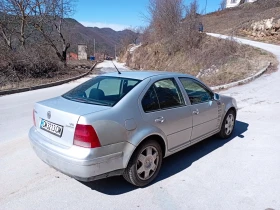 VW Bora 2.3 v5, снимка 4