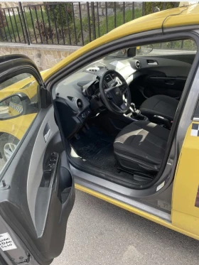 Chevrolet Aveo Седан - 1200 € / 2347.00 лв. - 83477309 4