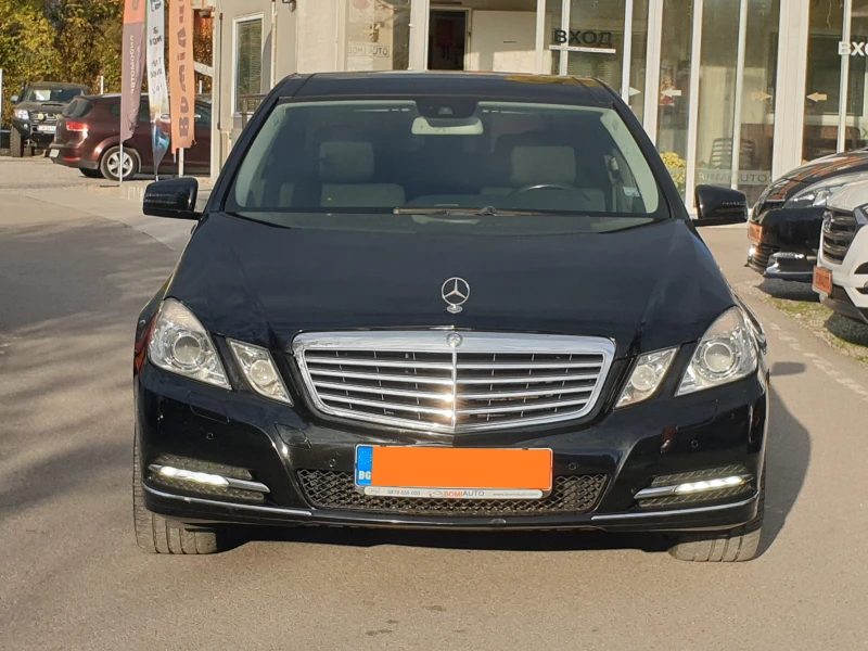 Mercedes-Benz E 220 CDi* ELEGANCE* LED/XENON* NAVI* ПАНОРАМА* , снимка 2 - Автомобили и джипове - 47789665