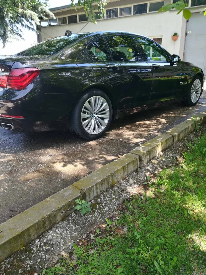 BMW 740 xDrive, снимка 10 - Автомобили и джипове - 48462212