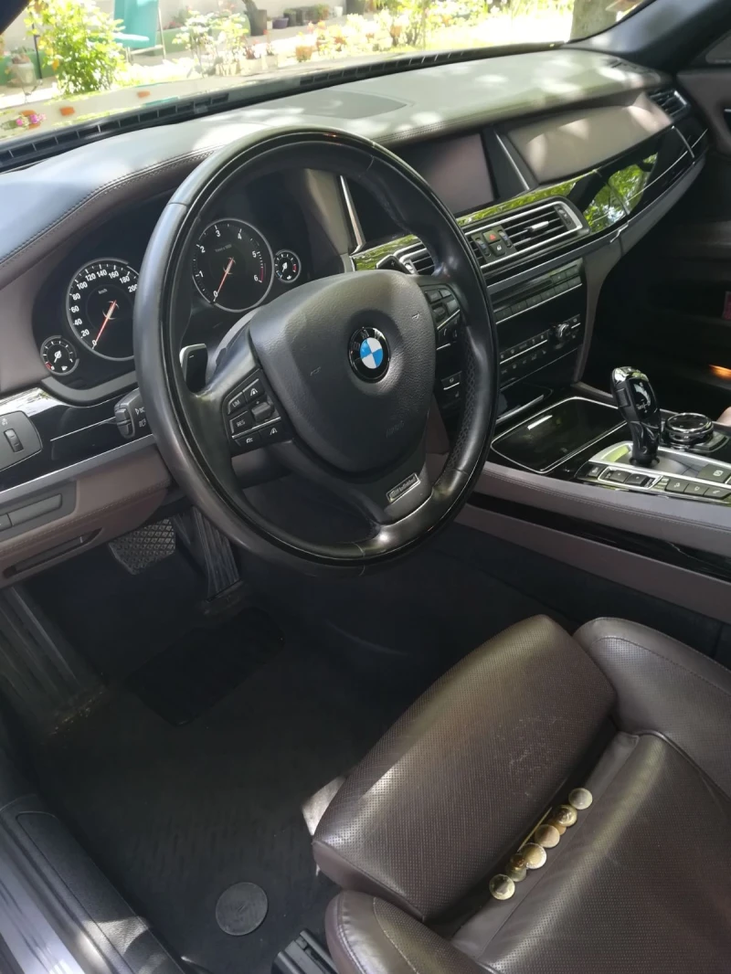 BMW 740 xDrive, снимка 9 - Автомобили и джипове - 48462212