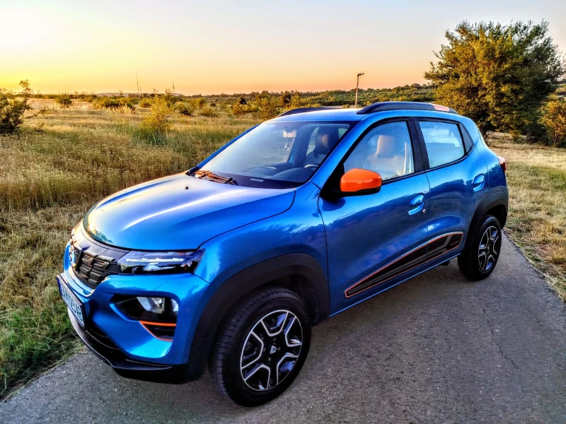 Dacia Spring, снимка 8 - Автомобили и джипове - 51436206