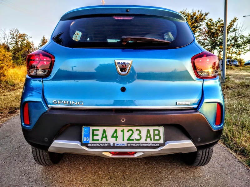 Dacia Spring, снимка 13 - Автомобили и джипове - 51436206