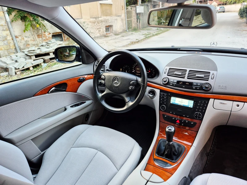 Mercedes-Benz E 200 2.0i-kompressor-navi-6speed-нов, снимка 5 - Автомобили и джипове - 52012734