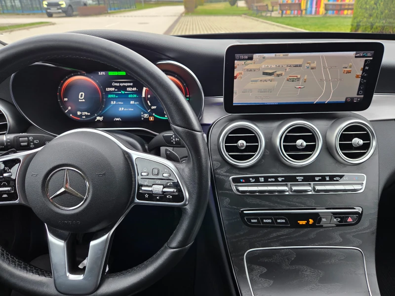 Mercedes-Benz C 300 Plug-in hybrid 4matic, снимка 15 - Автомобили и джипове - 52593375