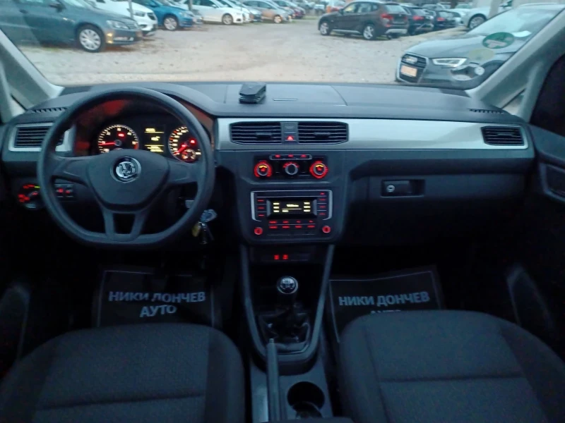 VW Caddy 2.0-102TDI! FACELIFT MAXI 6+ 1 TOP!, снимка 9 - Автомобили и джипове - 52665719