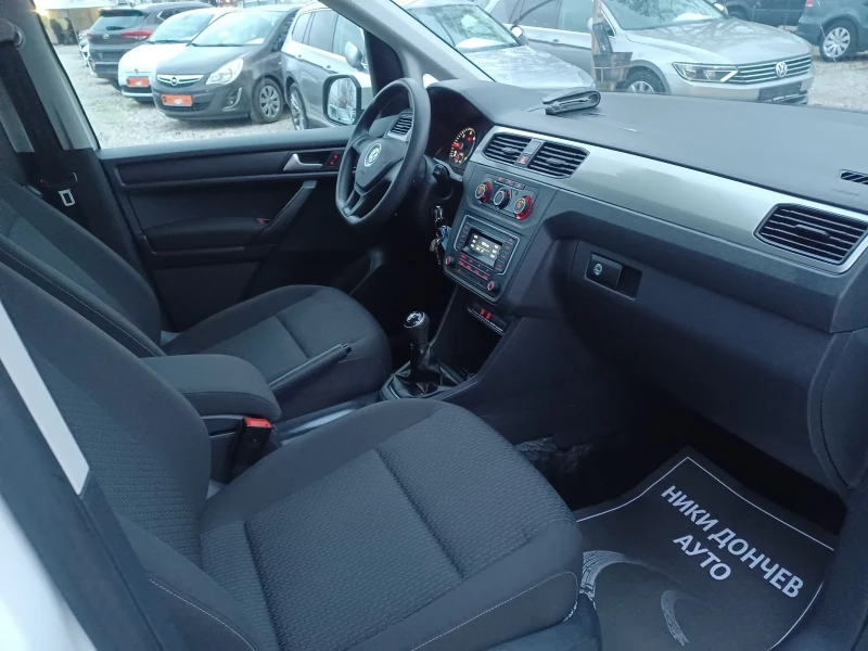 VW Caddy 2.0-102TDI! FACELIFT MAXI 6+ 1 TOP!, снимка 8 - Автомобили и джипове - 52665719