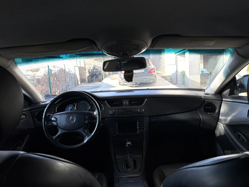 Mercedes-Benz CLS 320, снимка 9 - Автомобили и джипове - 52708065