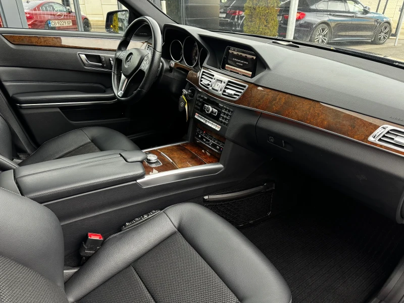 Mercedes-Benz E 350 CDI 4Matic BlueTec Avantgarde Harman Kardon Memory, снимка 14 - Автомобили и джипове - 52989546