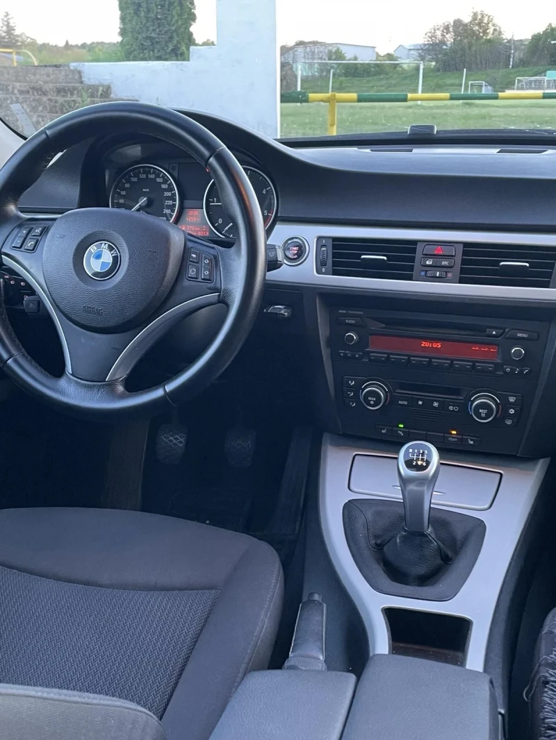BMW 320 БМВ 3-та серия , снимка 4 - Автомобили и джипове - 53036022