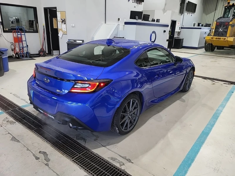 Subaru BRZ * SPORT TECH * CARFAX * БЕЗ ПЪРВОНАЧАЛНА ВНОСКА, снимка 4 - Автомобили и джипове - 53154890