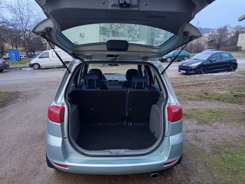 Mazda 2 1.25i, снимка 13 - Автомобили и джипове - 53237566