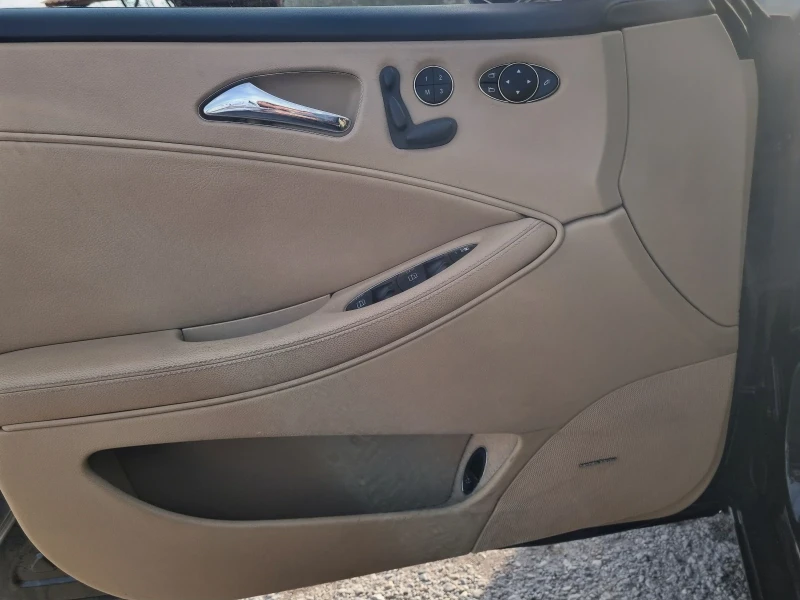 Mercedes-Benz CLS 500 Cls500, снимка 10 - Автомобили и джипове - 53249513
