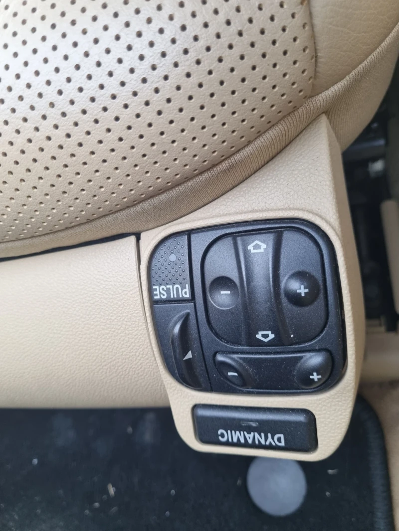 Mercedes-Benz CLS 500 Cls500, снимка 12 - Автомобили и джипове - 53249513