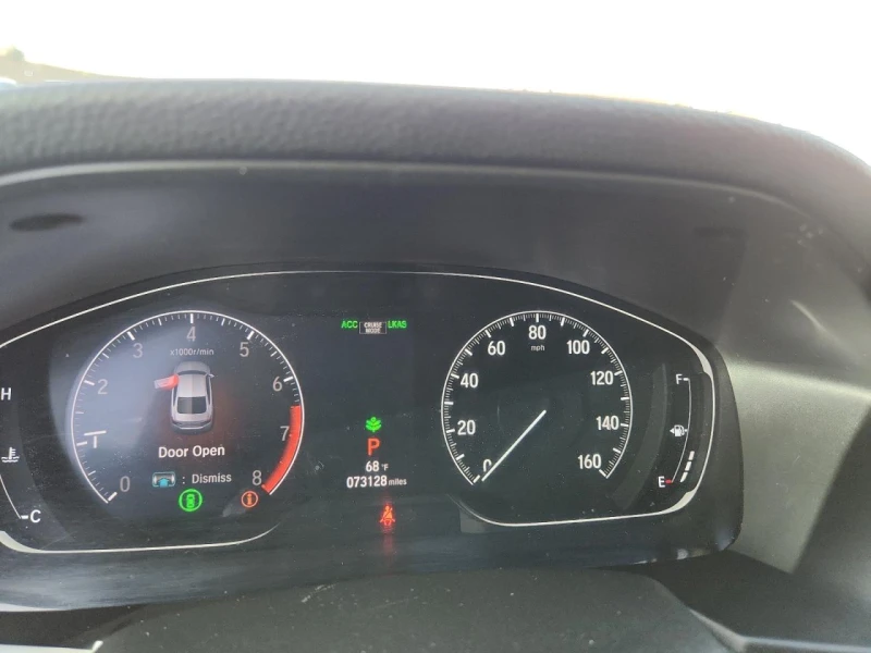 Honda Accord 1.5l Sport, снимка 9 - Автомобили и джипове - 53540693