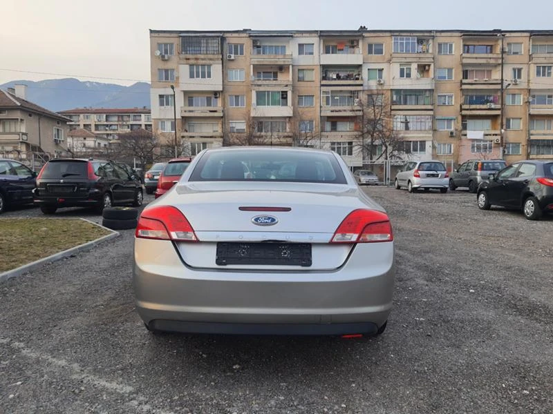 Ford Focus 1.6i Пининфарина, снимка 7 - Автомобили и джипове - 35815774