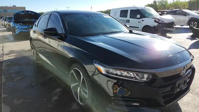 Honda Accord 1.5l Sport, снимка 13 - Автомобили и джипове - 53540693