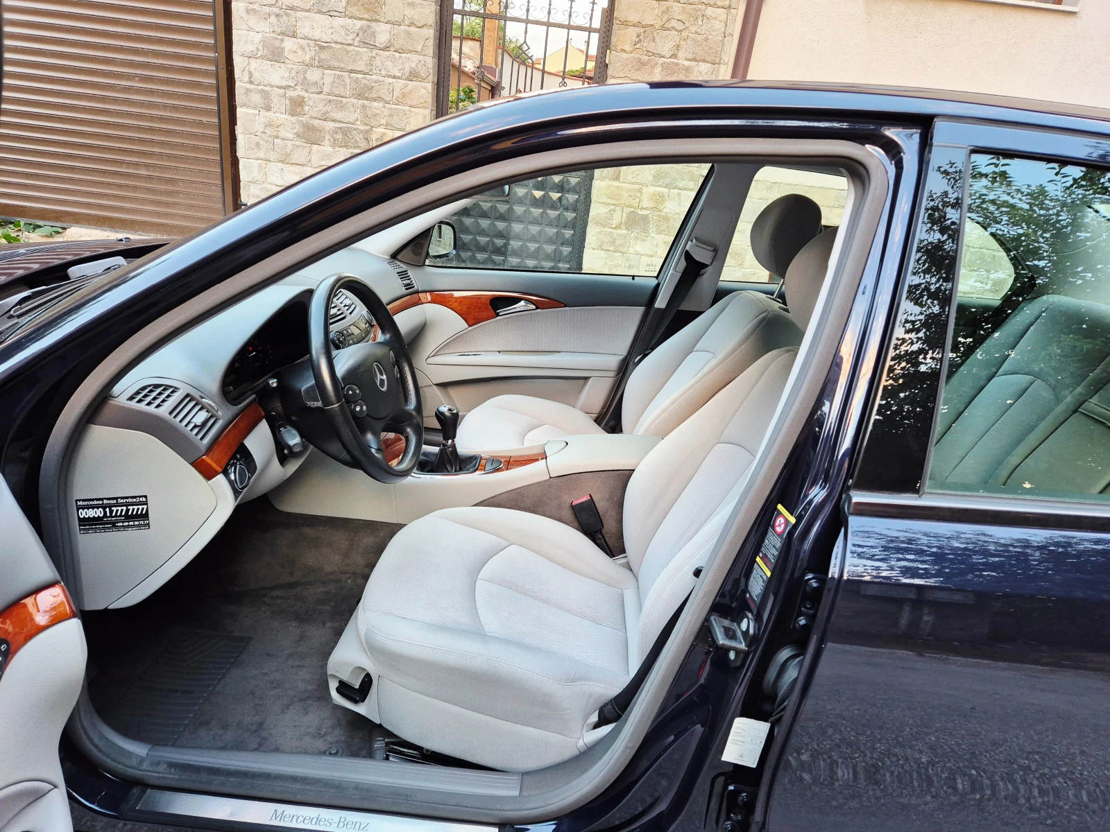 Mercedes-Benz E 200 2.0i-kompressor-navi-6speed-нов, снимка 1