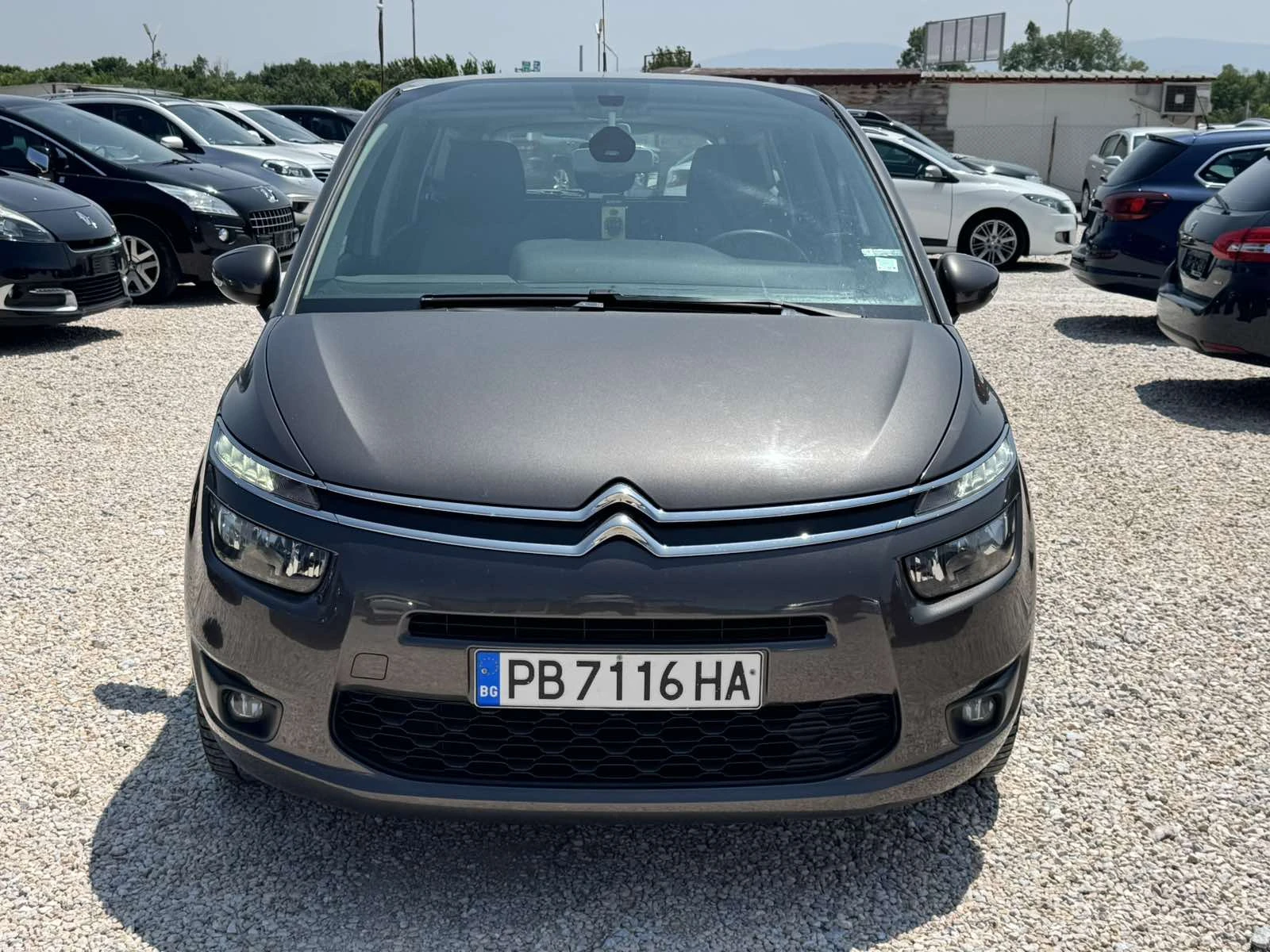 Citroen Grand C4 Picasso 1.6 BLUE HDI - изображение 2