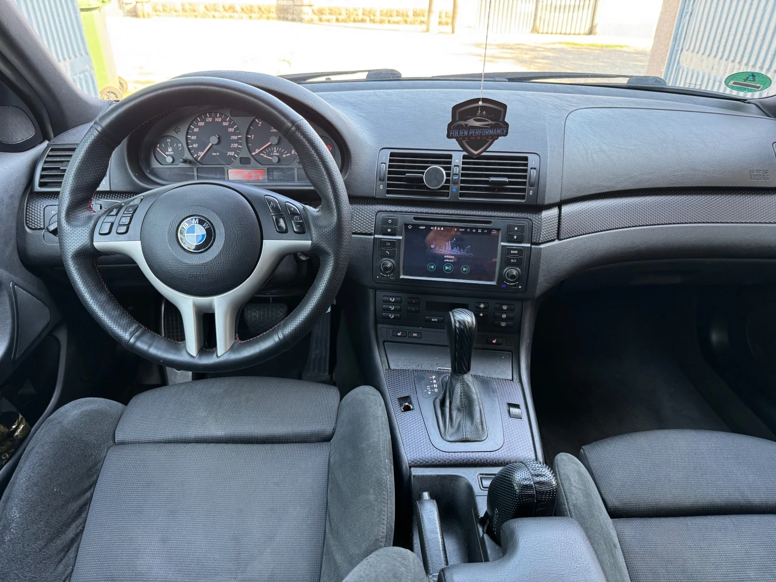BMW 320 320td - изображение 10