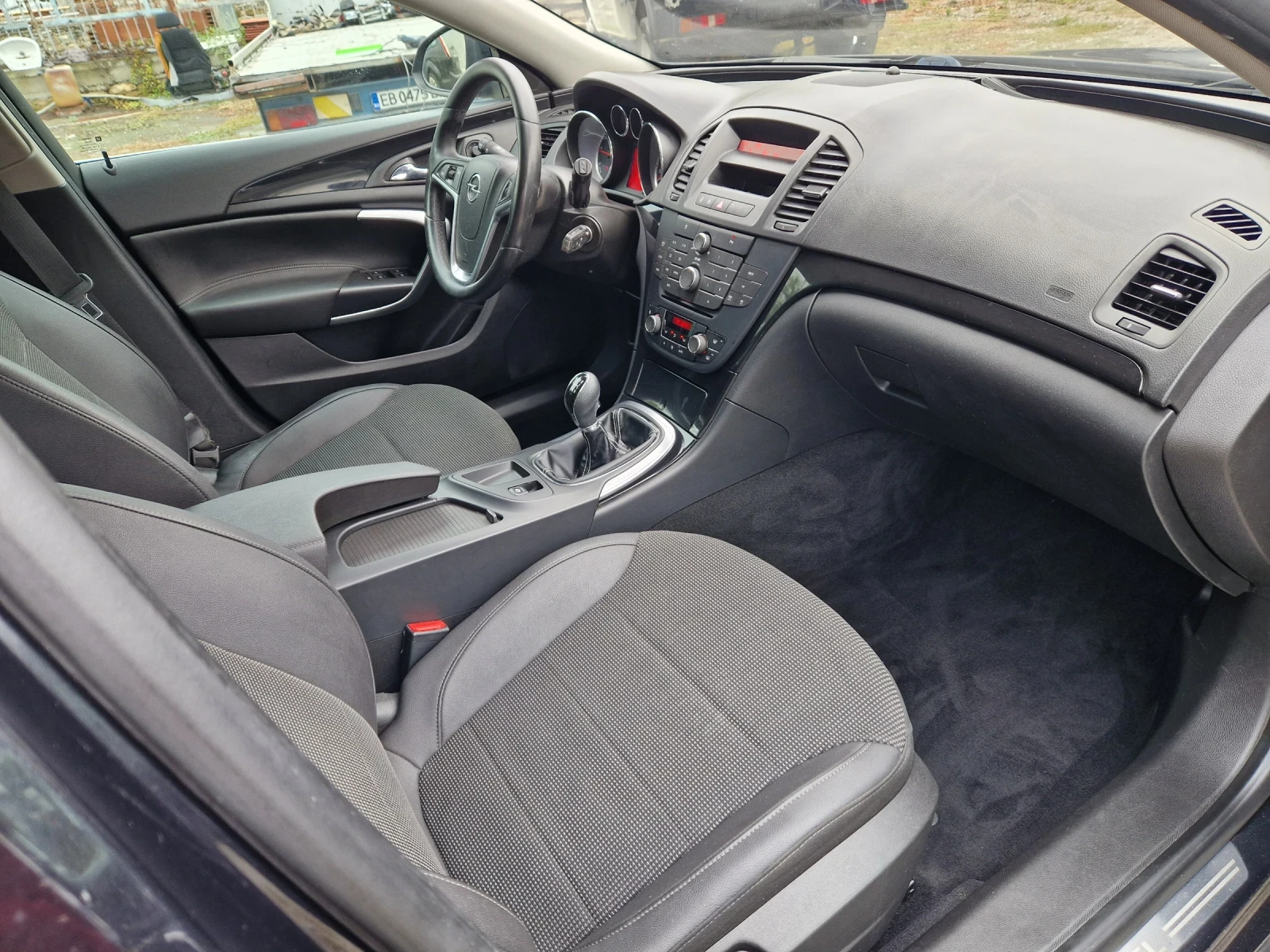 Opel Insignia 2.0cdti, 160кс, 12г, full, като нова - изображение 10