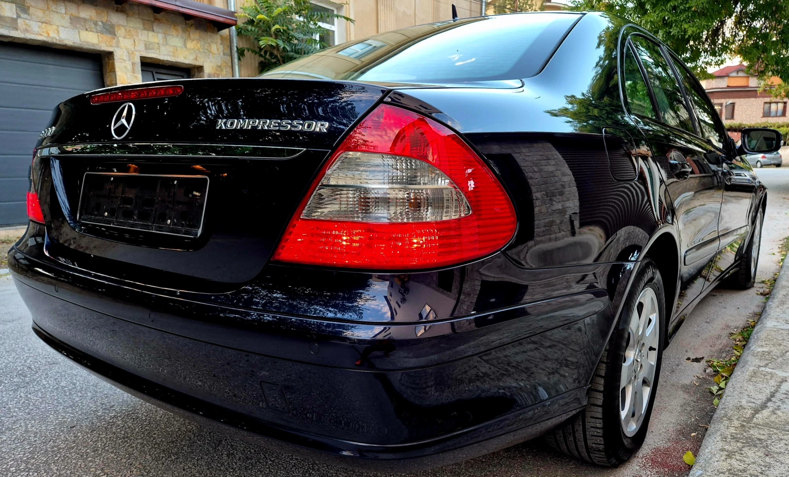 Mercedes-Benz E 200 2.0i-kompressor-navi-6speed-нов - изображение 6